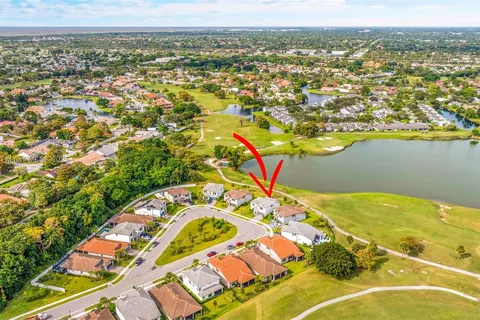 7700 NW 84th Ln, Tamarac FL 33321