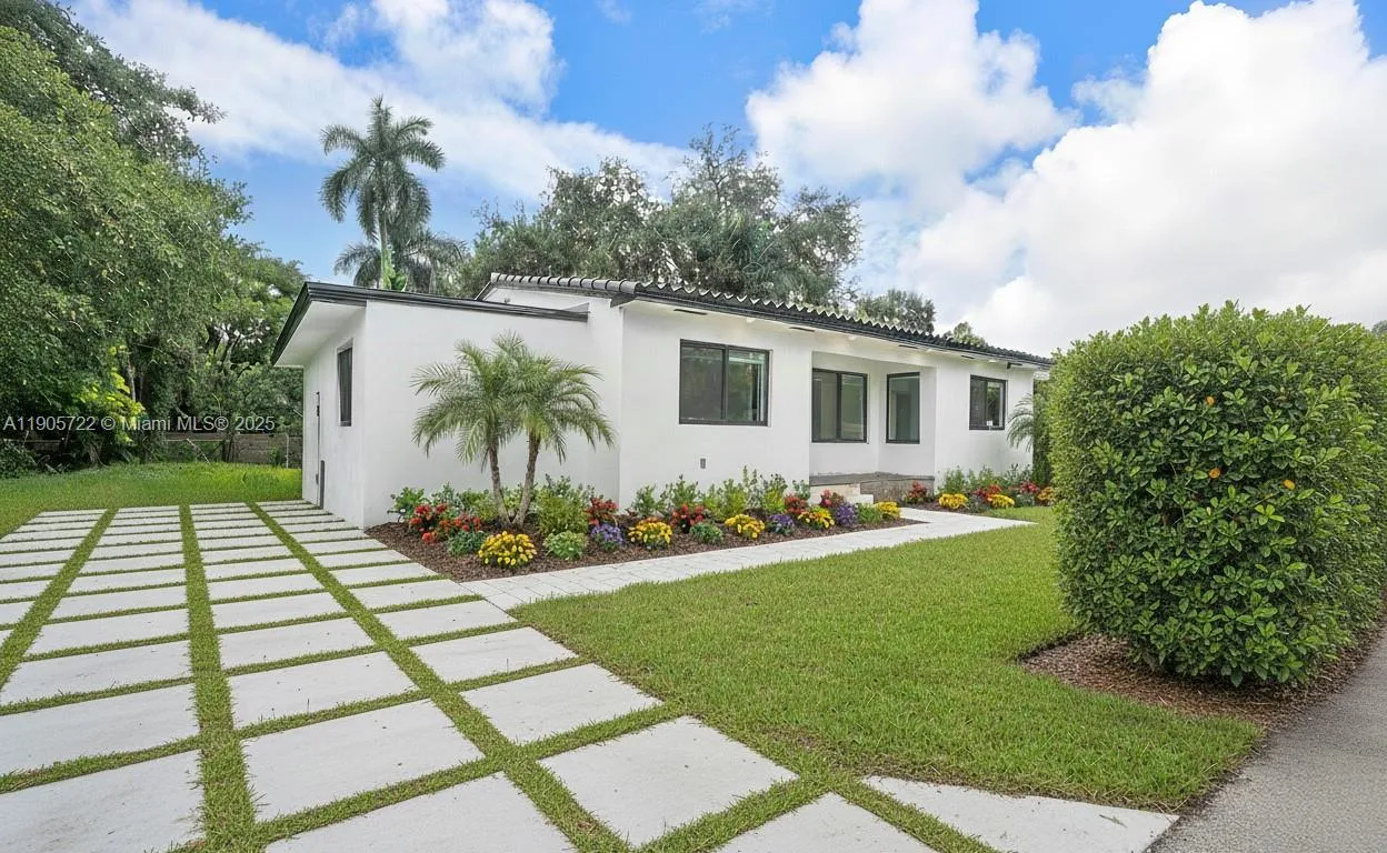 8635 N Miami Ave, El Portal FL 33150