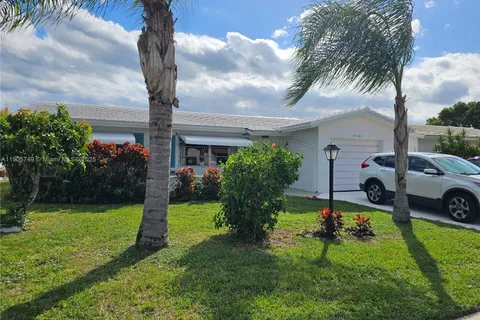 2300 SW 19th Ave, Boynton Beach FL 33426