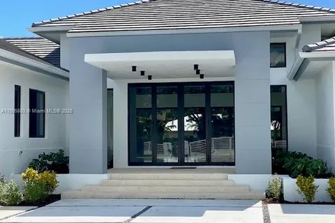 7830 SW 117th St, Pinecrest FL 33156