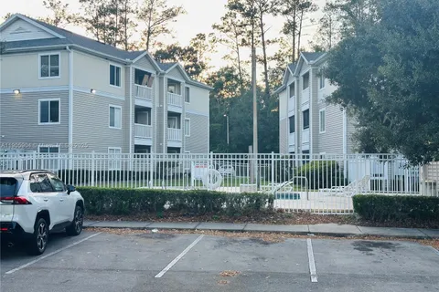 4000 SW 23rd St # 301, Gainesville FL 32608