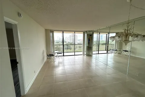 20379 W Country Club Dr # 1035, Aventura FL 33180