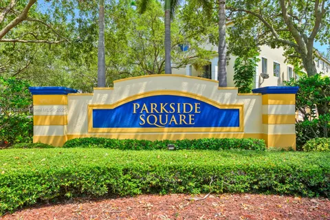 2891 S Greenleaf Cir, Boynton Beach FL 33426