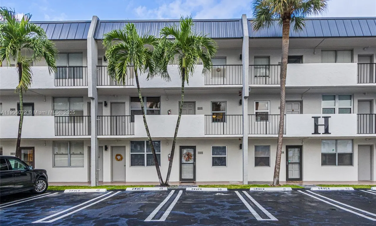 777 S Federal Hwy # 203H, Pompano Beach FL 33062