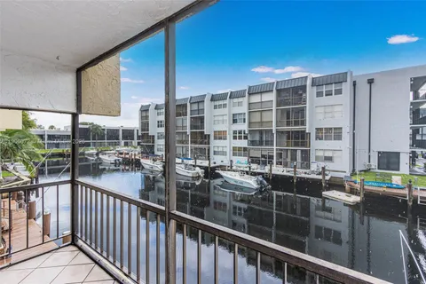 777 S Federal Hwy # 203H, Pompano Beach FL 33062