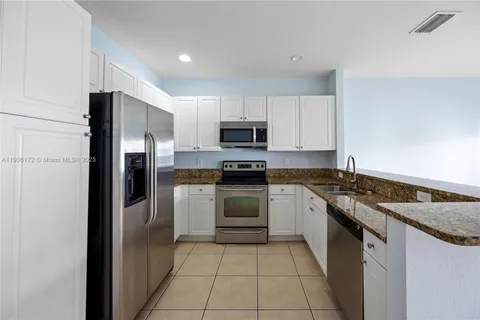 2991 NW 30th Pl, Oakland Park FL 33311