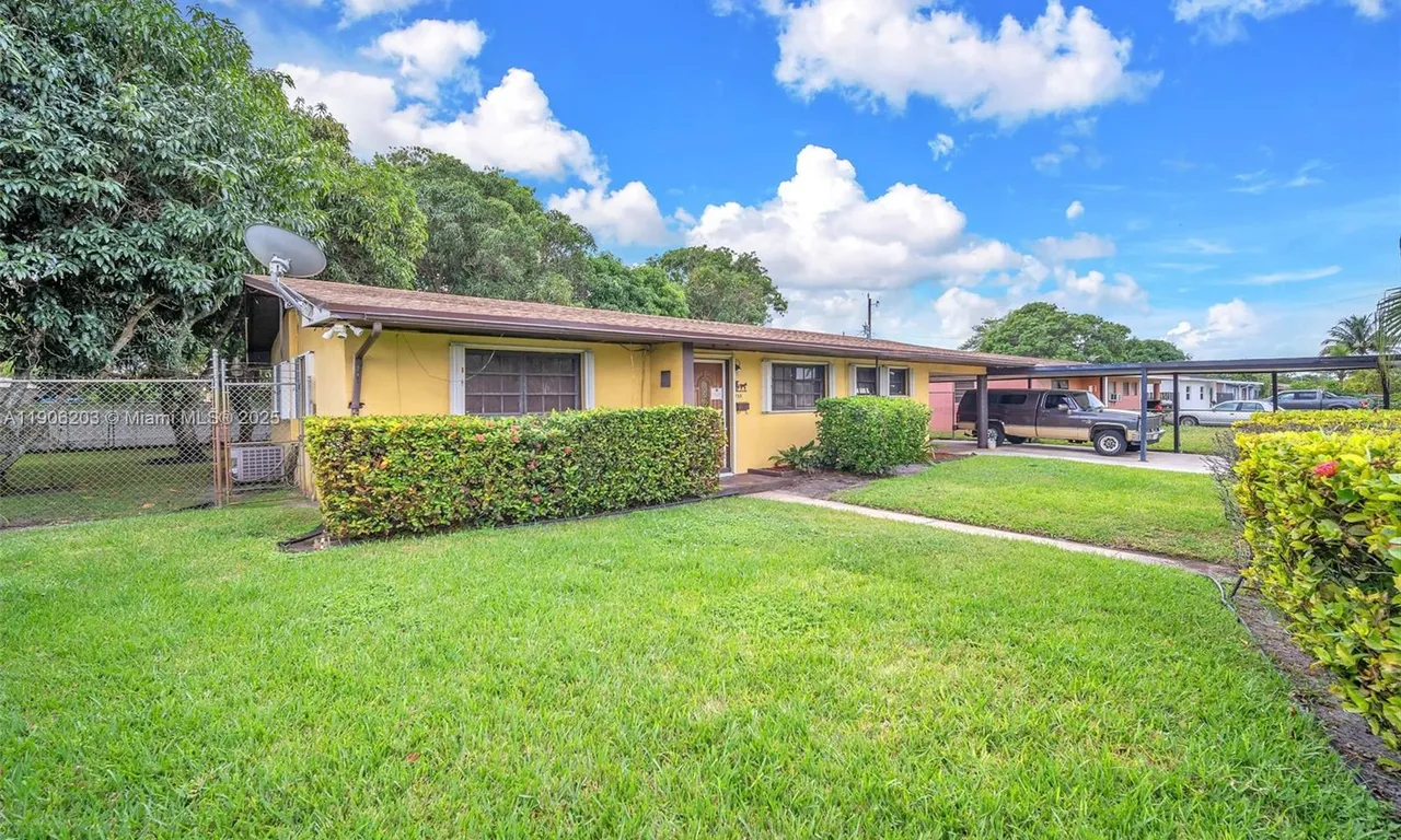 3750 NW 174th St, Miami Gardens FL 33055