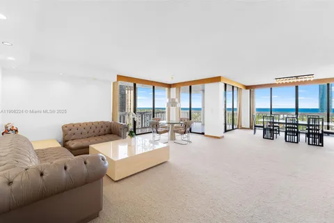 19355 Turnberry Way # 14K, Aventura FL 33180