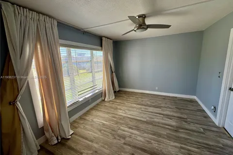 3300 N Palm Aire Dr # 305, Pompano Beach FL 33069