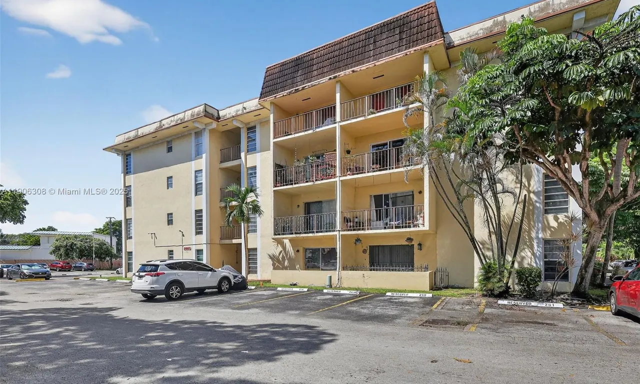 11925 NE 2nd Ave # B105, North Miami FL 33161