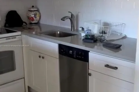 22 Brighton A # 22, Boca Raton FL 33434