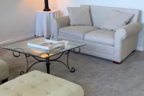 22 Brighton A # 22, Boca Raton FL 33434