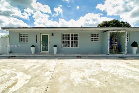 20515 NW 45th Ave, Miami Gardens FL 33055