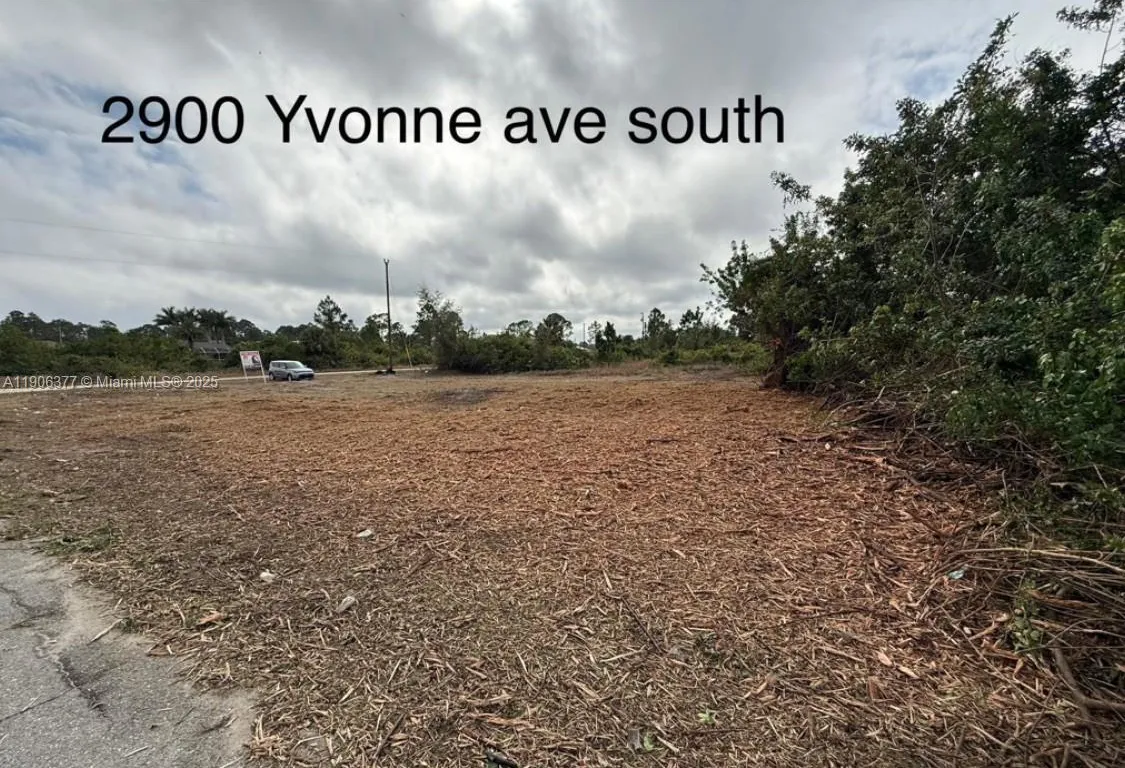 2900 S Yvonne, Lehigh Acres FL 33976