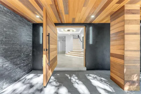 6525 SW 133rd Dr, Pinecrest FL 33156