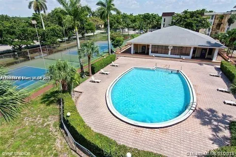 11905 NE 2nd Ave # C402, North Miami FL 33161