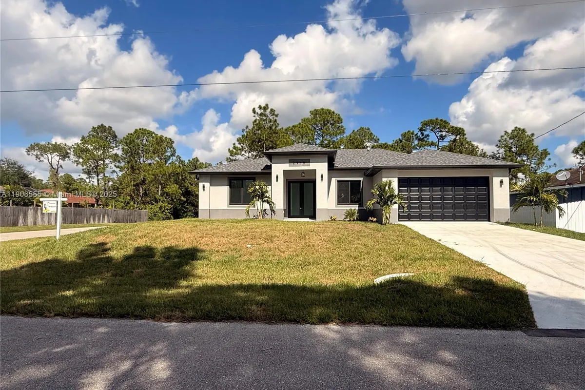 2918 48th ST W, Lehigh Acres FL 33971