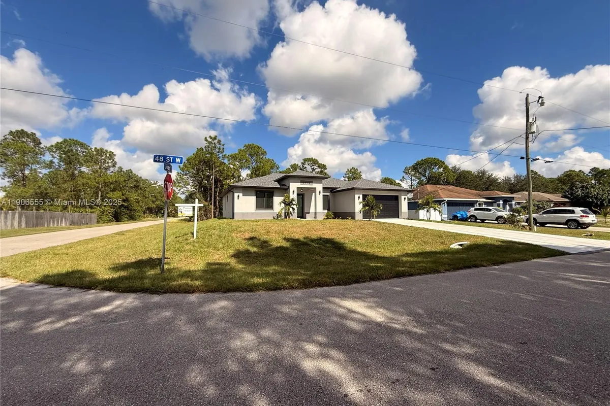 2918 48th ST W, Lehigh Acres FL 33971