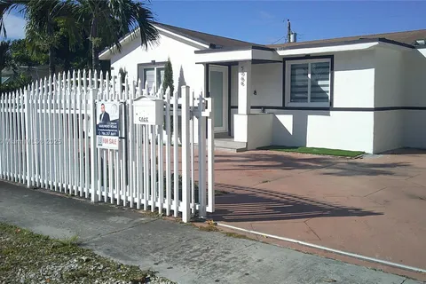 5066 E 9th Ct, Hialeah FL 33013