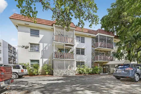 13655 NE 10th Ave # 101, North Miami FL 33161