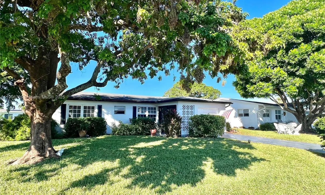 1175 NW 72nd Ter, Margate FL 33063