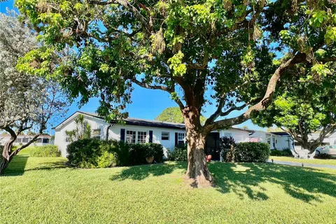 1175 NW 72nd Ter, Margate FL 33063