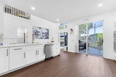 6865 NW 81st Ct, Parkland FL 33067