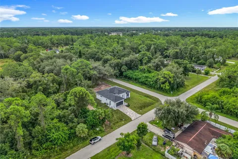 900 Sheldon Ave, Lehigh Acres FL 33936