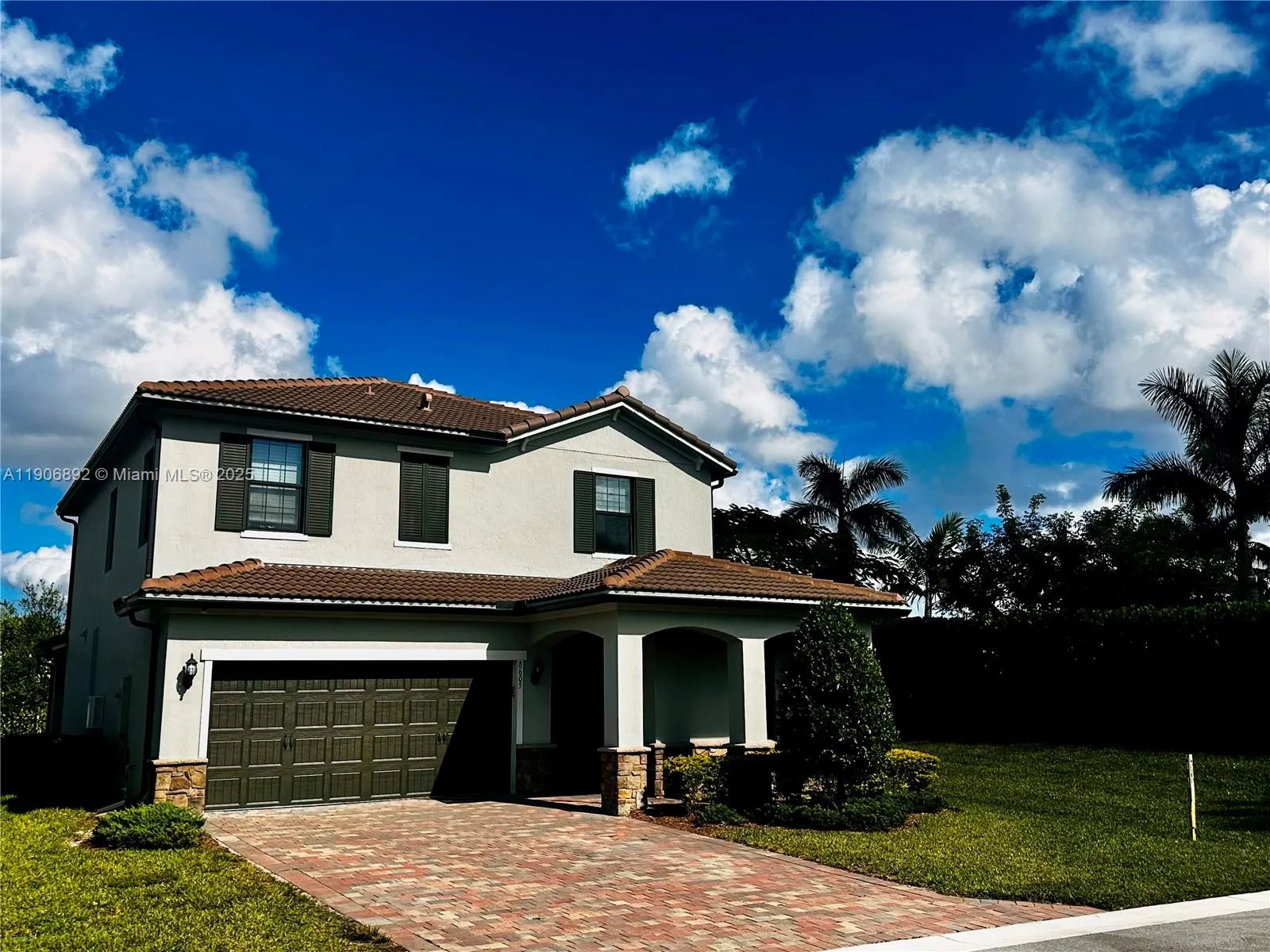 8605 Patron Ln, Lake Worth FL 33467