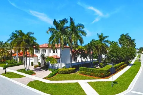 18715 Ocean Mist Dr, Boca Raton FL 33498