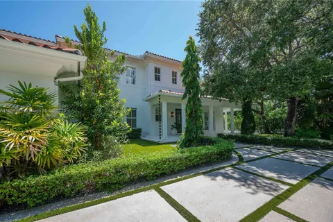 680 Destacada Ave, Coral Gables FL 33156