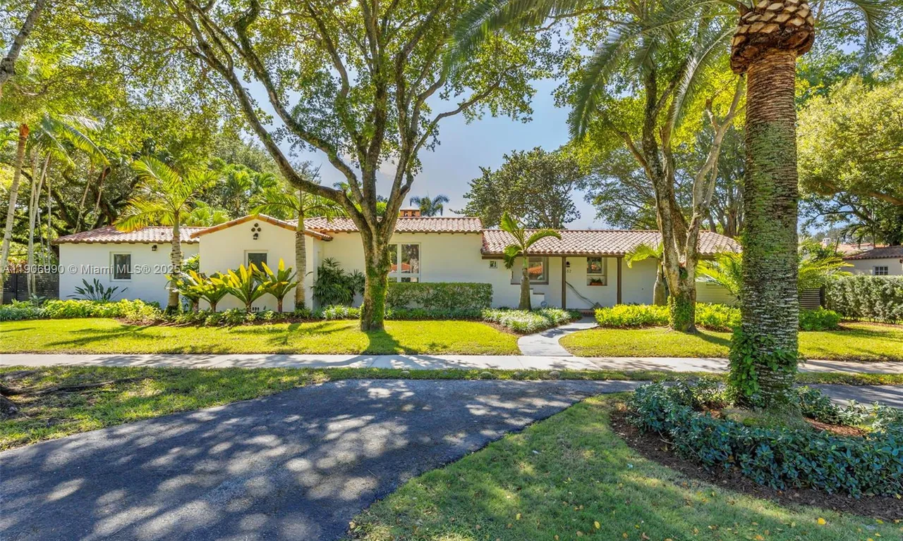 482 NE 93rd St, Miami Shores FL 33138