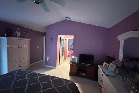 10153 NW 3rd Ct, Plantation FL 33324