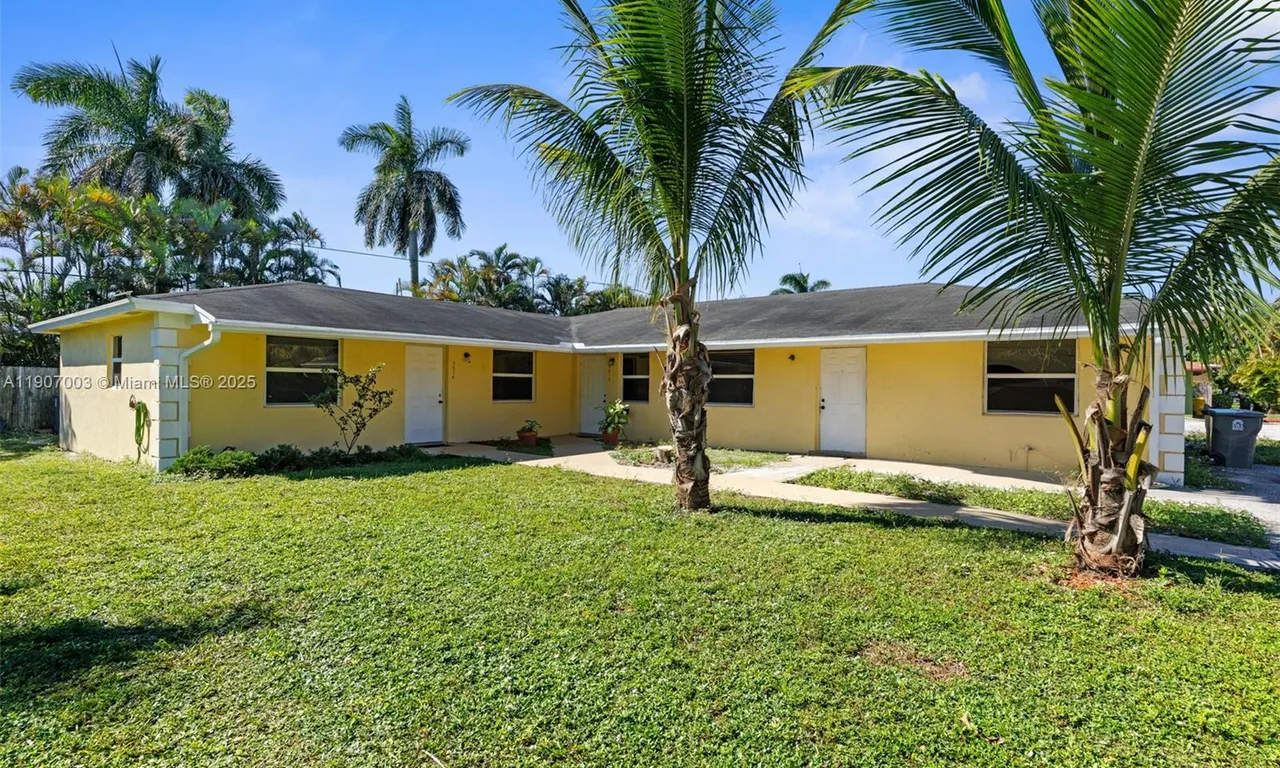 4610 Hairland Dr, West Palm Beach FL 33415