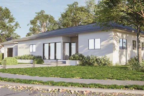 950 NE 113th St, Biscayne Park FL 33161