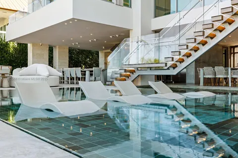 236 Costa Bravo Dr, Islamorada FL 33036