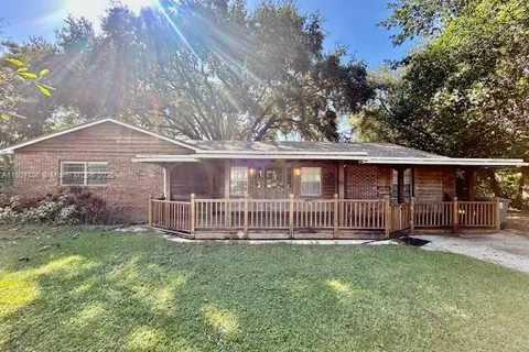 4556 Woodmere Ln, Lake Worth FL 33463