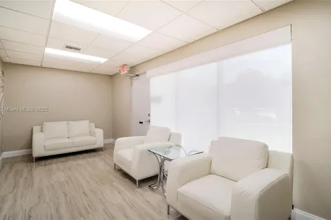 201 N University Dr # 14, Plantation FL 33324