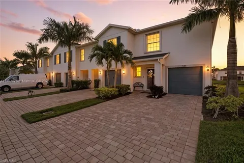 15388 Wildflower Circke, Naples FL 34119