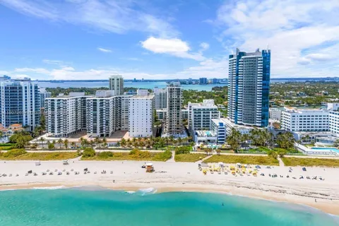 6061 Collins Ave # 11A, Miami Beach FL 33140