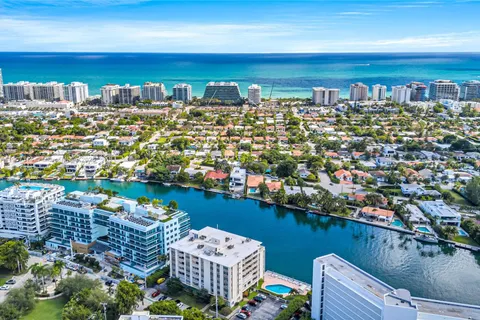 9111 E BAY HARBOR DR, Bay Harbor Islands FL 33154