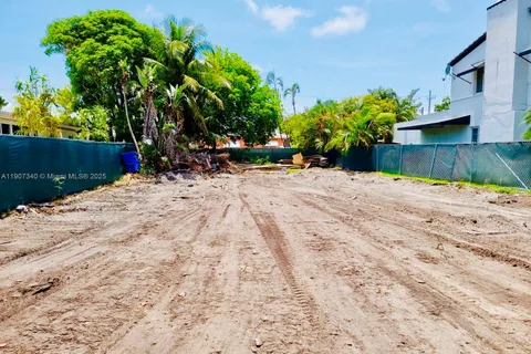 9116 Abbott Ave, Surfside FL 33154