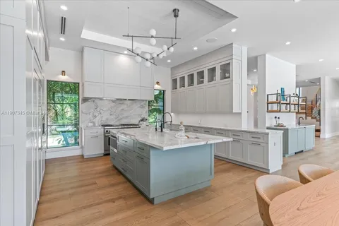 11907 SW 70th Ave, Pinecrest FL 33156