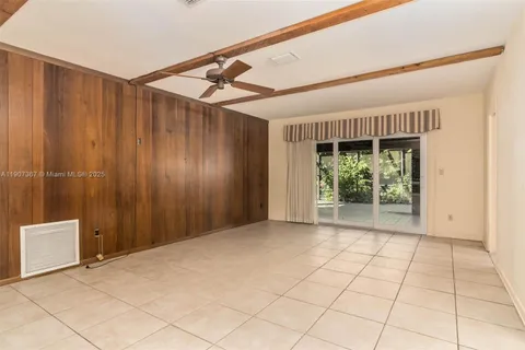 15600 SW 83rd Ave, Palmetto Bay FL 33157