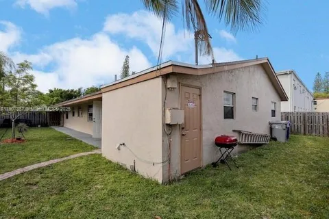 231 SW 8th Ct, Pompano Beach FL 33060
