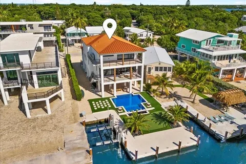 239 Tavernier Dr, Tavernier FL 33070