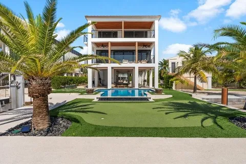 239 Tavernier Dr, Tavernier FL 33070