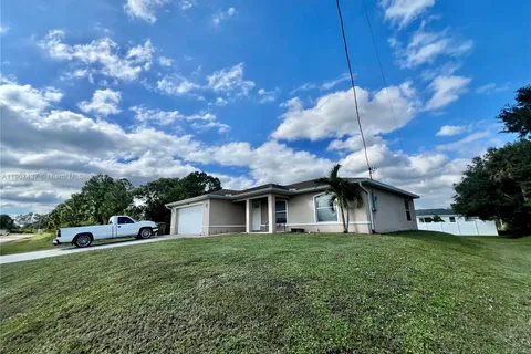 2916 51ST ST SW, Lehigh Acres FL 33976