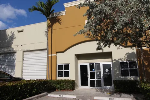 1845 NW 112th Ave # 195, Sweetwater FL 33172