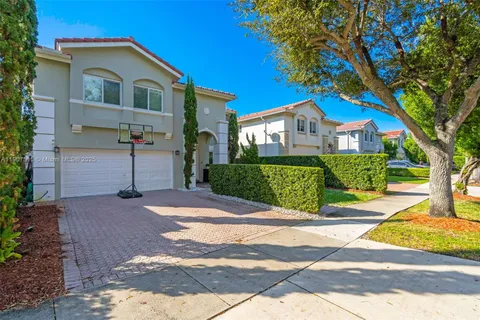 4450 NW 109th Ct, Doral FL 33178